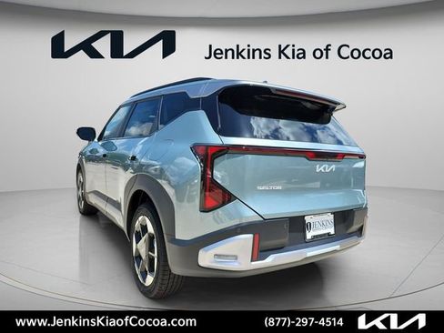 New 2027 Kia Seltos EX FWD image 7
