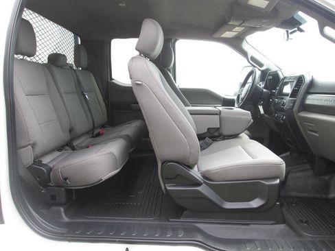 Used 2020 Ford F250 XLT w/ XLT Value Package AWD/4WD image 16