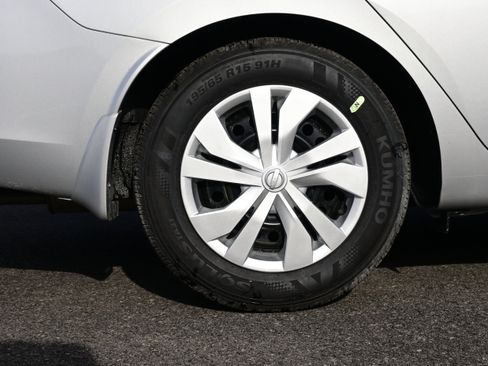 New 2025 Nissan Versa S w/ Trunk Package image 9