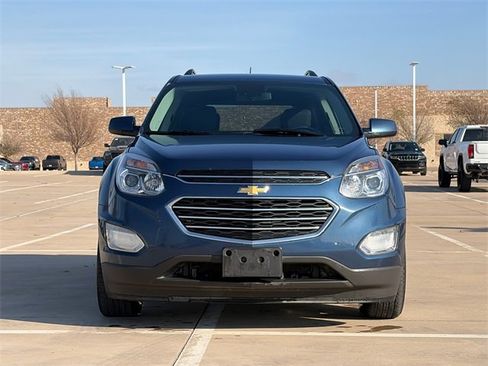 Used 2017 Chevrolet Equinox LT w/ Convenience Package image 2