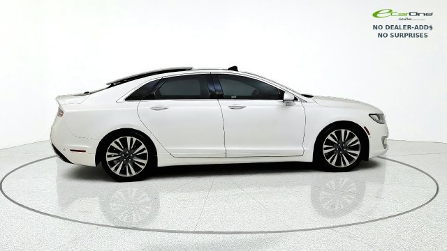 Used 2018 Lincoln MKZ Reserve w/ Technology Package FWD image 9