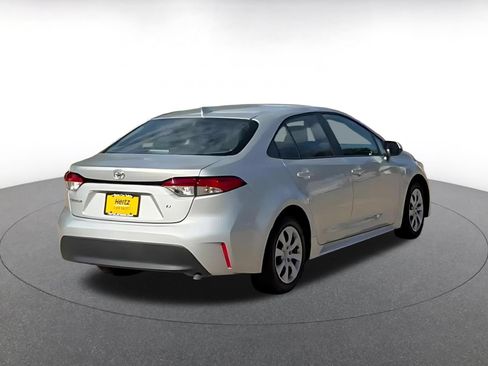 Used 2025 Toyota Corolla LE FWD image 15