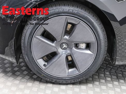 Used 2023 Tesla Model 3 Standard Range RWD image 26