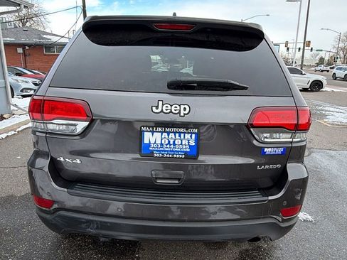 Used 2021 Jeep Grand Cherokee Laredo image 6