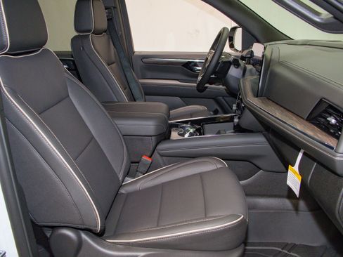 New 2026 Chevrolet Tahoe Premier w/ Sun And Tow Package image 12