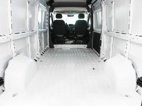 New 2026 RAM ProMaster 2500 w/ Convenience Group image 12