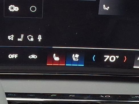 New 2026 Audi A6 Premium Plus AWD/4WD image 19