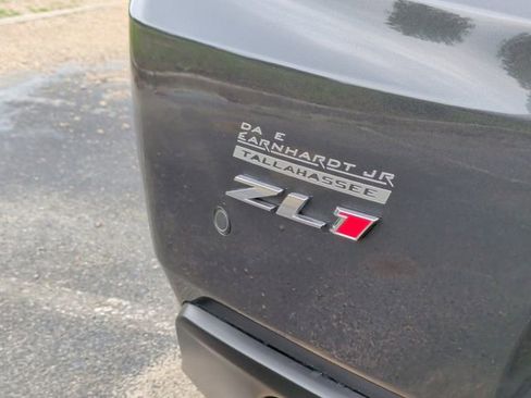 Used 2018 Chevrolet Camaro ZL1 RWD image 31