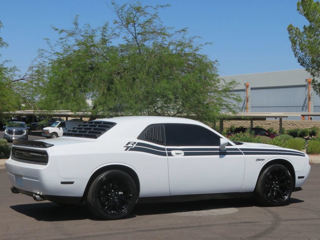 Used 2010 Dodge Challenger R/T RWD image 6