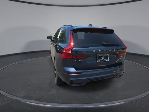 Used 2023 Volvo XC60 B5 Ultimate w/ Protection Package FWD image 7