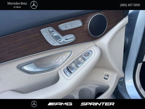 Certified 2022 Mercedes-Benz GLC 300 image 12