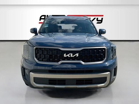Used 2023 Kia Telluride EX X-Line AWD/4WD image 2