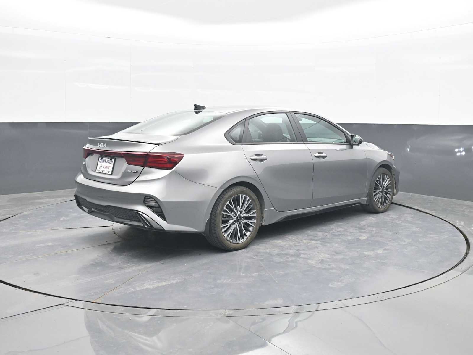 Used 2023 Kia Forte GT-Line w/ GT-Line Premium Package FWD image 8