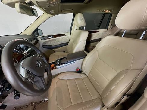 Used 2016 Mercedes-Benz GL 450 4MATIC image 20