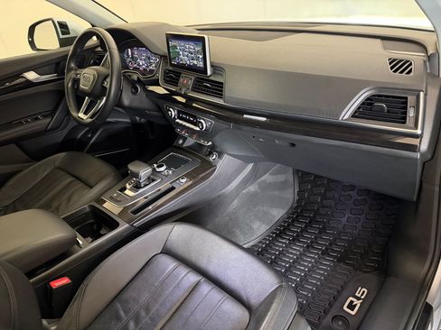 Used 2019 Audi Q5 2.0T Premium Plus w/ Premium Plus Package AWD/4WD image 32
