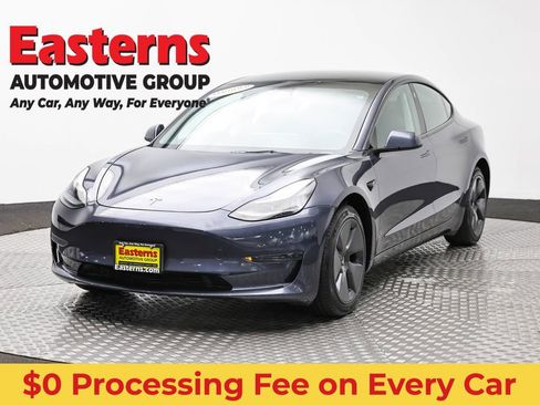 Used 2023 Tesla Model 3 Standard Range RWD image 1