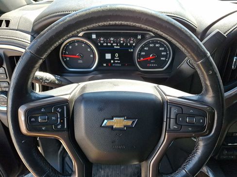 Used 2022 Chevrolet Silverado 1500 High Country w/ Technology Package AWD/4WD image 20