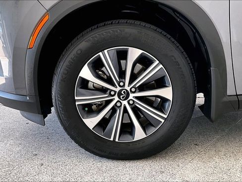 Certified 2025 INFINITI QX60 Pure image 12