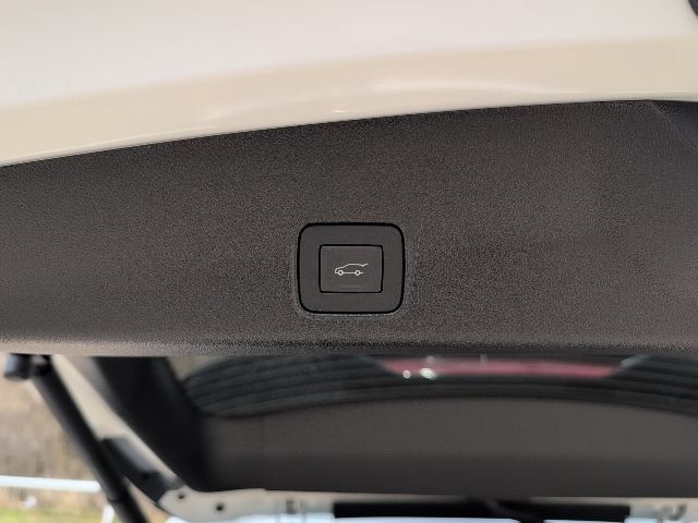 New 2026 Chevrolet TrailBlazer LT w/ Convenience Package FWD image 10