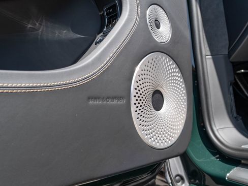 Used 2023 Bentley Continental GT V8 image 18