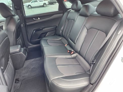 Used 2022 Kia K5 GT-Line image 11