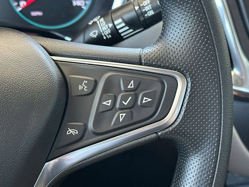 New 2024 Chevrolet Equinox LS image 32