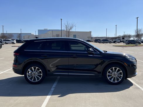 Certified 2022 Lincoln Corsair FWD w/ Premium Package image 10