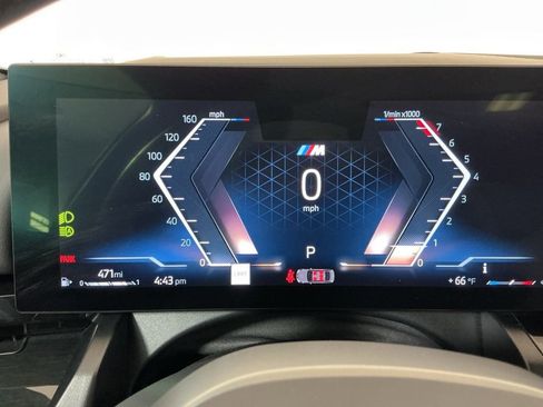 Certified 2025 BMW 530i xDrive 530i xDrive w/ Executive Package image 11