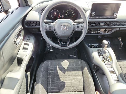 Used 2024 Honda HR-V LX image 12