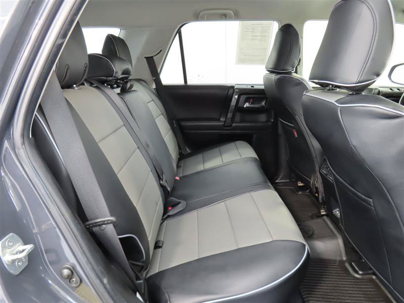 Used 2024 Toyota 4Runner TRD Off-Road AWD/4WD image 29