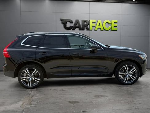 Used 2021 Volvo XC60 T5 Momentum w/ Premium Package AWD/4WD image 14