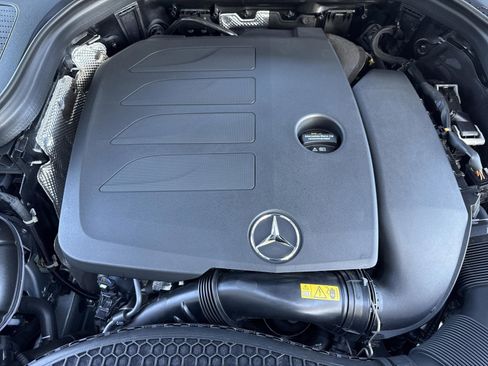 Certified 2022 Mercedes-Benz GLC 300 image 48