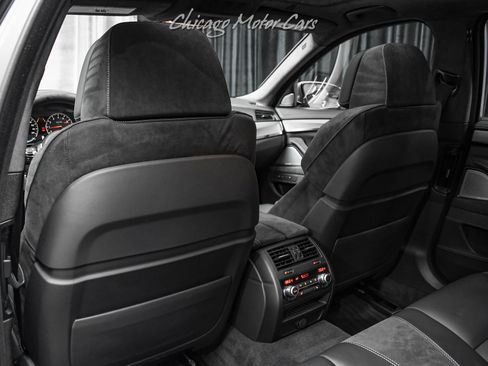 Used 2015 BMW M5 RWD image 27