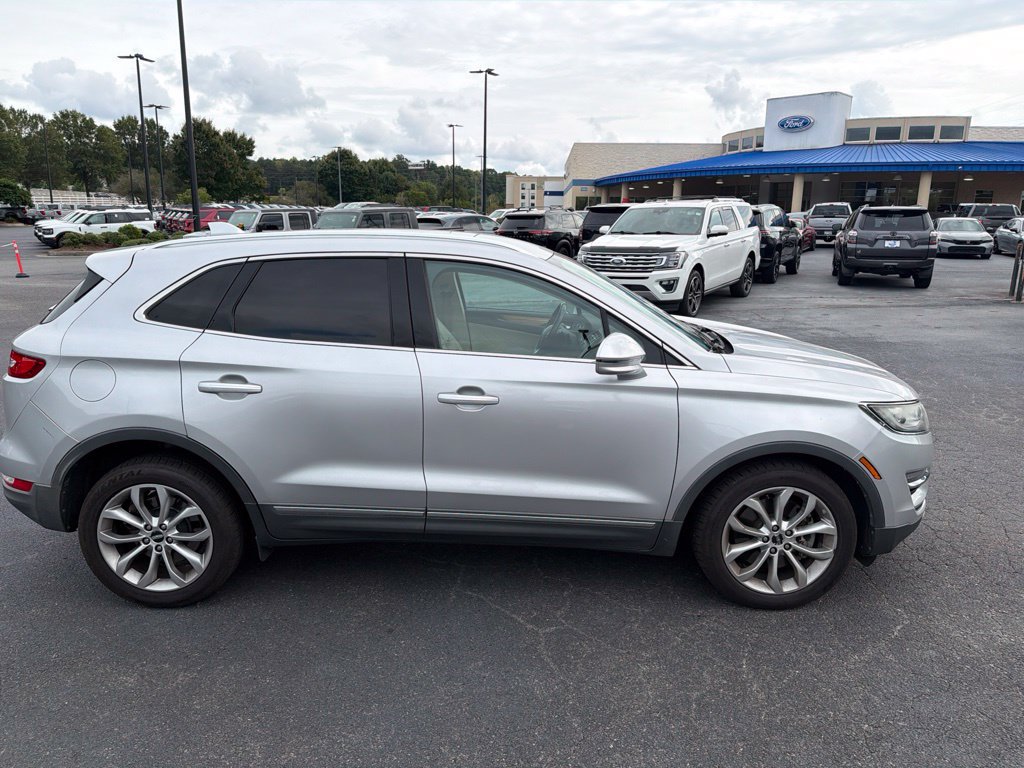 Used 2016 Lincoln MKC Select w/ Select Plus Package FWD image 33