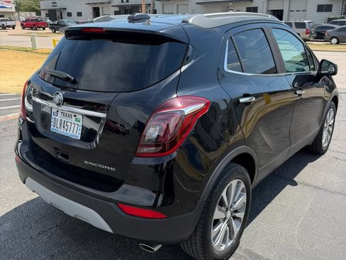 Used 2020 Buick Encore Preferred FWD image 3