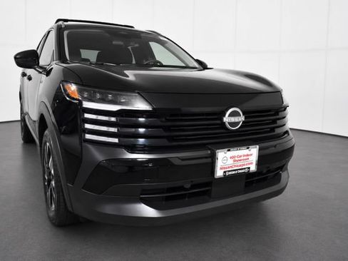 Certified 2026 Nissan Kicks SV w/ Cold Weather Package AWD/4WD image 3