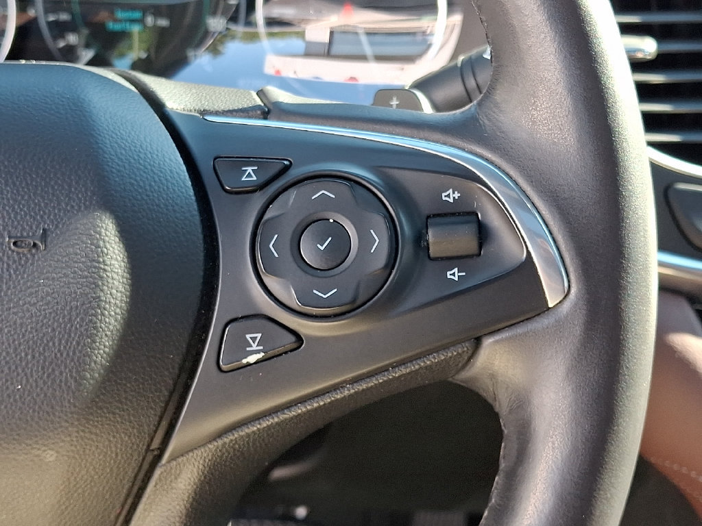 Used 2019 Buick LaCrosse Avenir FWD image 24