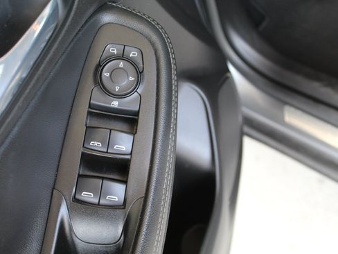 Used 2021 Buick Encore GX Select AWD/4WD image 24