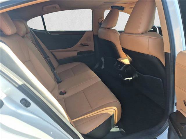 Used 2024 Lexus ES 350 w/ Premium Package FWD image 22