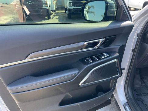 Used 2024 Kia Telluride SX X-Line image 28