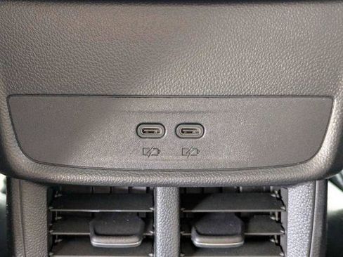 New 2026 Chevrolet Equinox LT w/ Convenience Package II FWD image 17