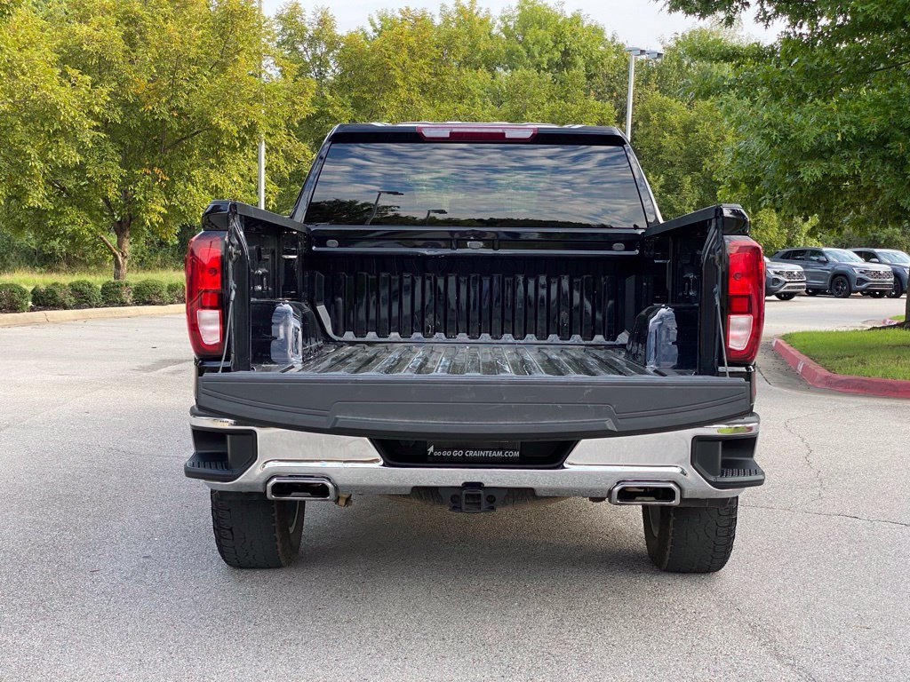 Used 2025 GMC Sierra 1500 SLE w/ X31 Off-Road Package AWD/4WD image 7