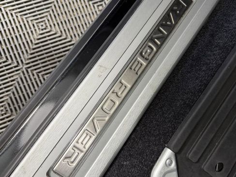 Used 2020 Land Rover Range Rover Long Wheelbase HSE image 49