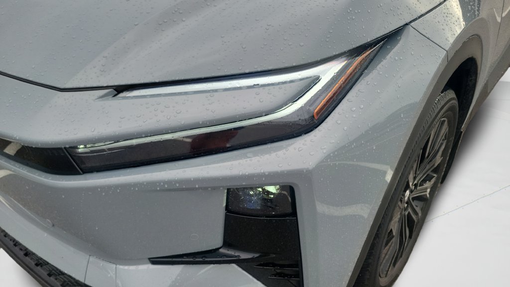 Certified 2026 Toyota C-HR AWD/4WD image 24