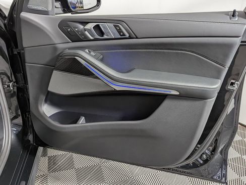 Used 2026 BMW X7 M60i image 35