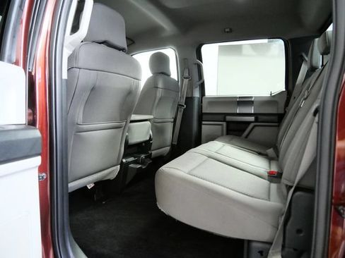 Used 2017 Ford F150 XLT w/ Equipment Group 302A Luxury AWD/4WD image 16