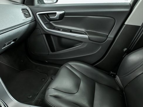 Used 2018 Volvo S60 T5 Inscription FWD image 33