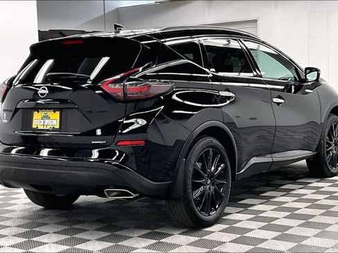 Used 2024 Nissan Murano SL AWD/4WD image 13