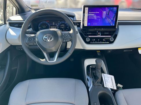New 2026 Toyota Corolla SE image 18