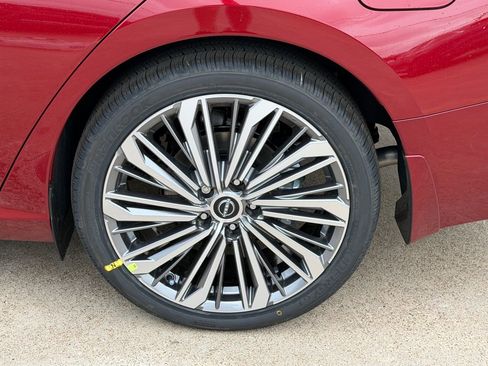 New 2026 Nissan Altima 2.5 SV image 24